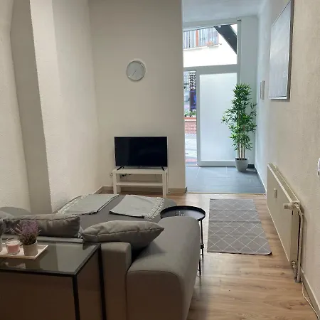 Schone Mitten In Linz * Linz am Rhein